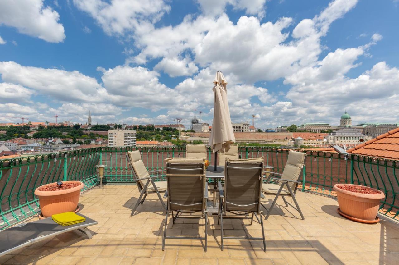 Penthouse With Free Parking And Free Bikes, Wellness 8 Min Walk Apartment *