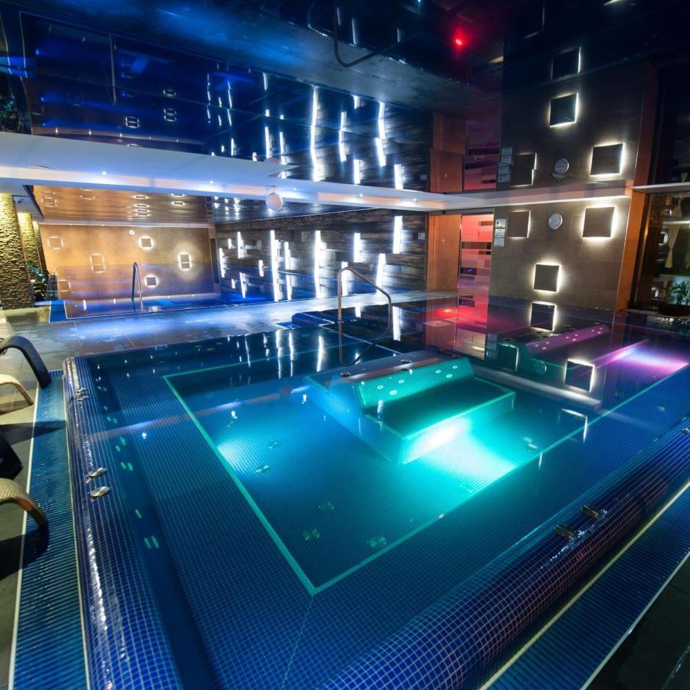 Penthouse With Free Parking And Free Bikes, Wellness 8 Min Walk Апартаменти Будапешт